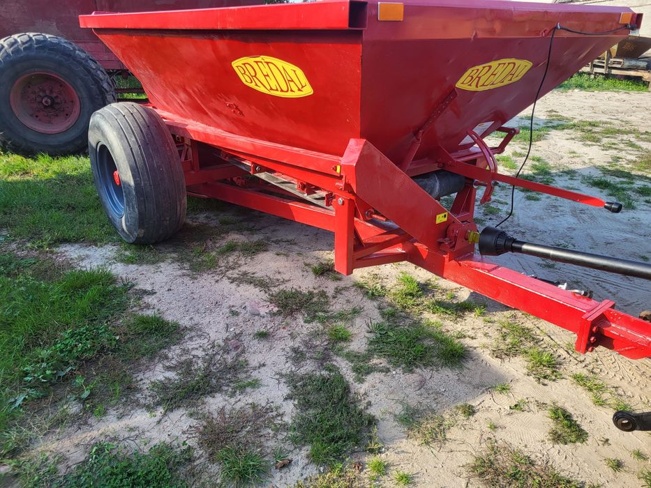 Rozsiewacz wapna, Bredal, K105, K85,B6 wapniarka.