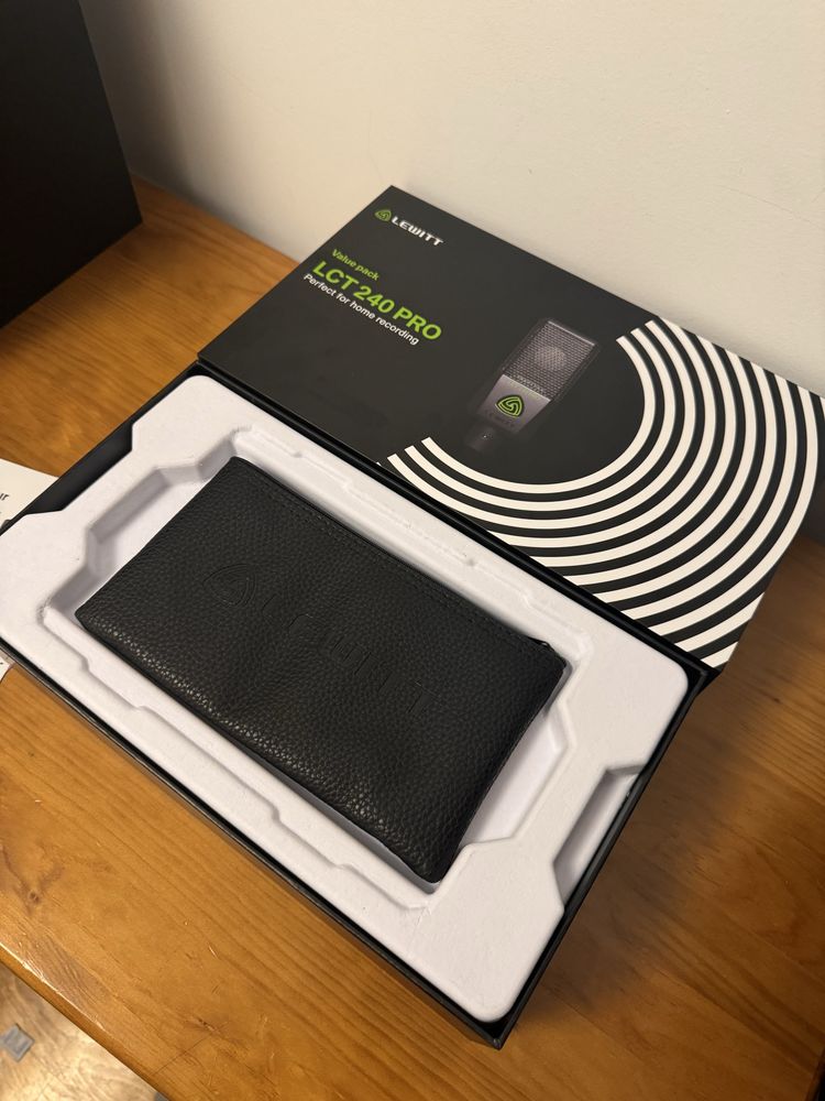 Lewitt LCT 240 PRO BK Bundle
