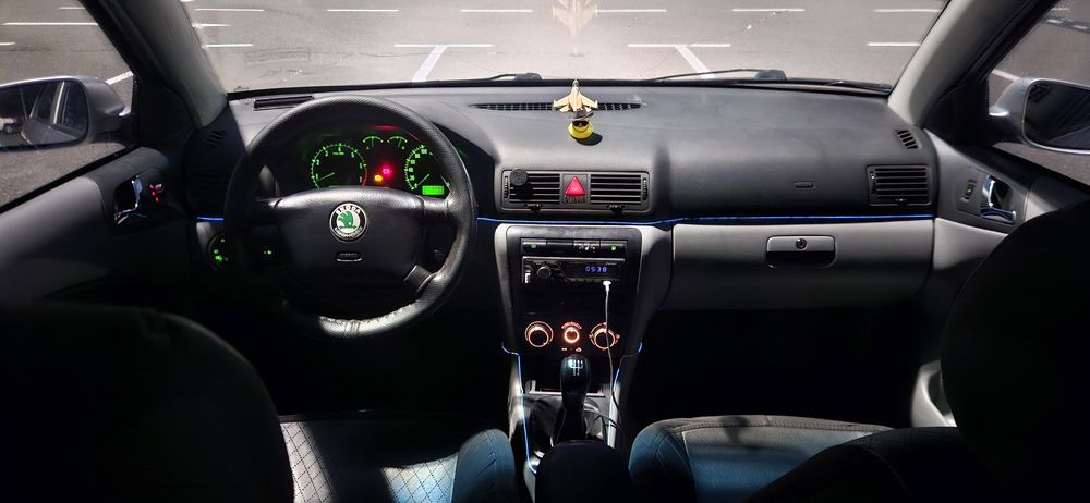 Шкода октавія тур 1999