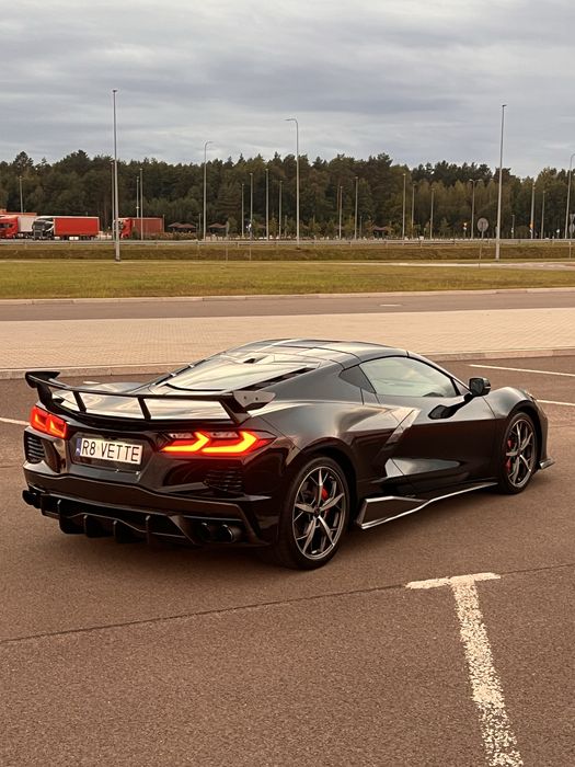 Wynajem Samochodu Do Ślubu Chevrolet Corvette C8