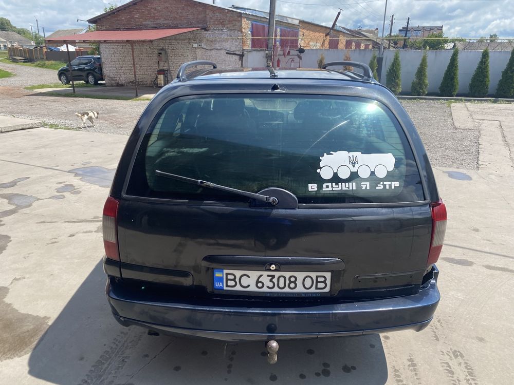 Опель омега 2000 рік 2.5 тд