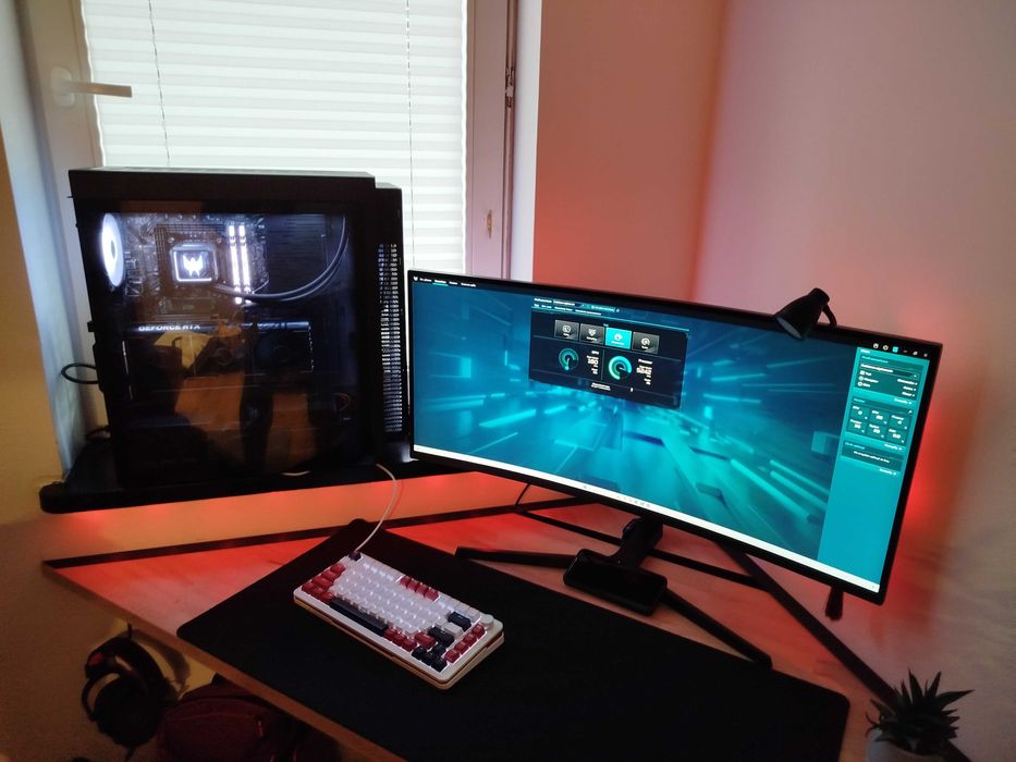 ACER Predator Orion 7000 P07-660 Ultra9-285K 64GB RAM 2TB SSD RTX5070