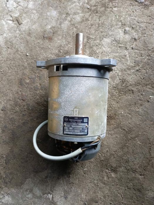 Продам электро двигатель