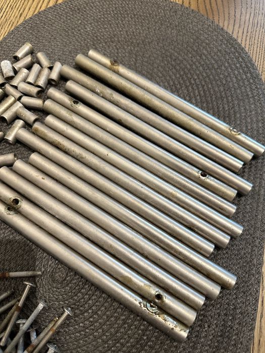 Металлические ручки на кухонный гарнитур