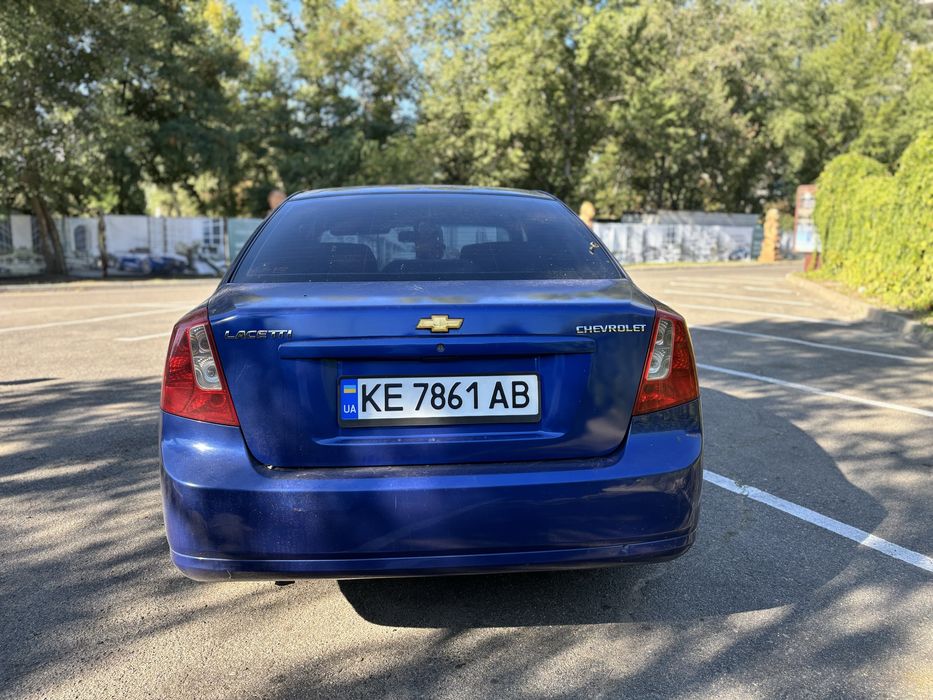 Продам машину Chevrolet lacetti
