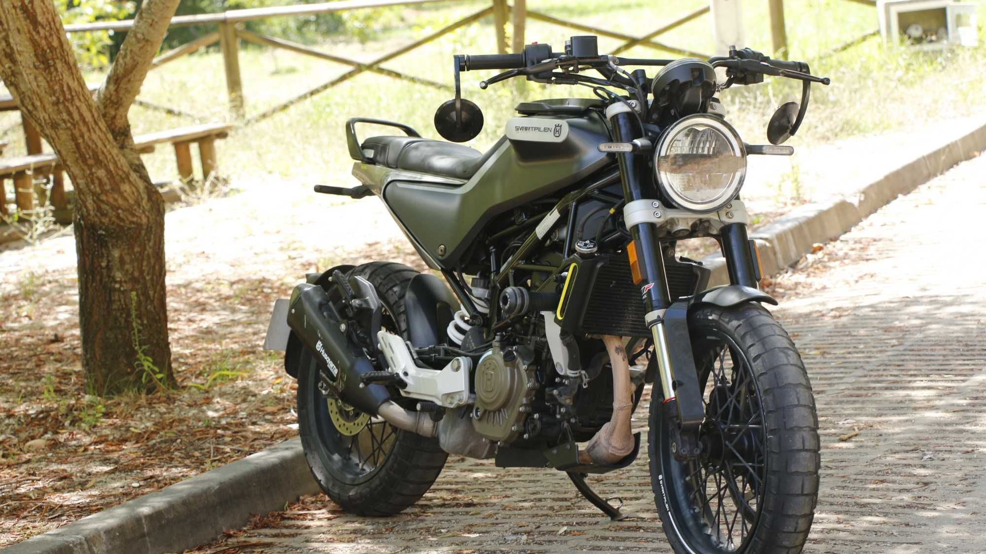 Husqvarna Svartpilen 125