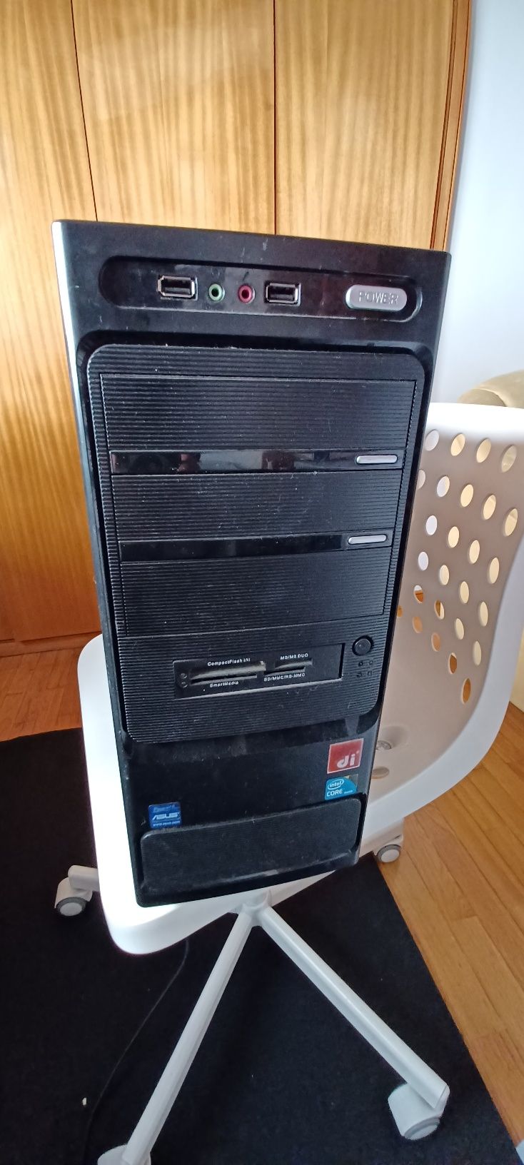 Vendo computador usado