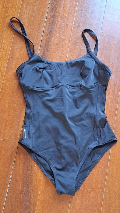 Fatos de banho pretos S e L