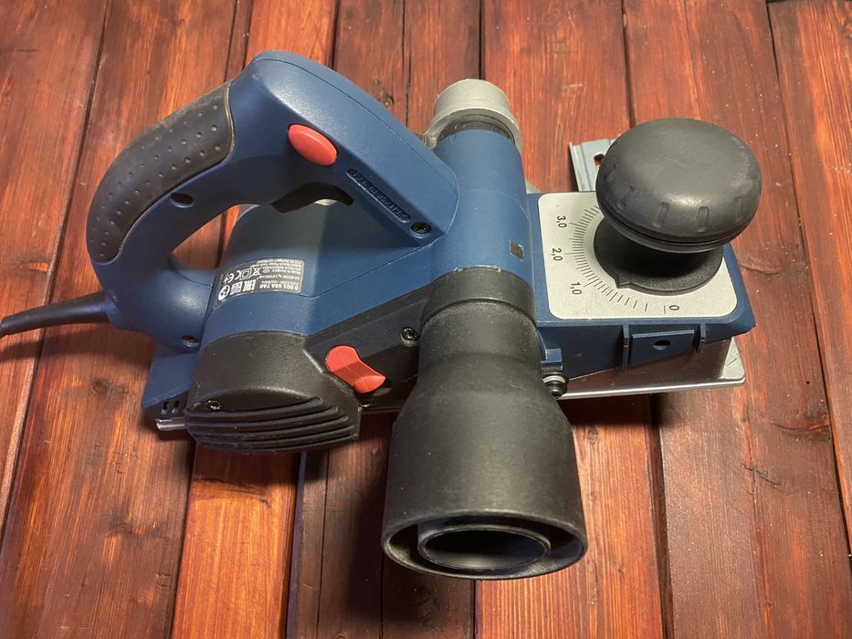 Bosch GHO 40-82C, 850W - strug elektryczny, najlepszy model, faktura