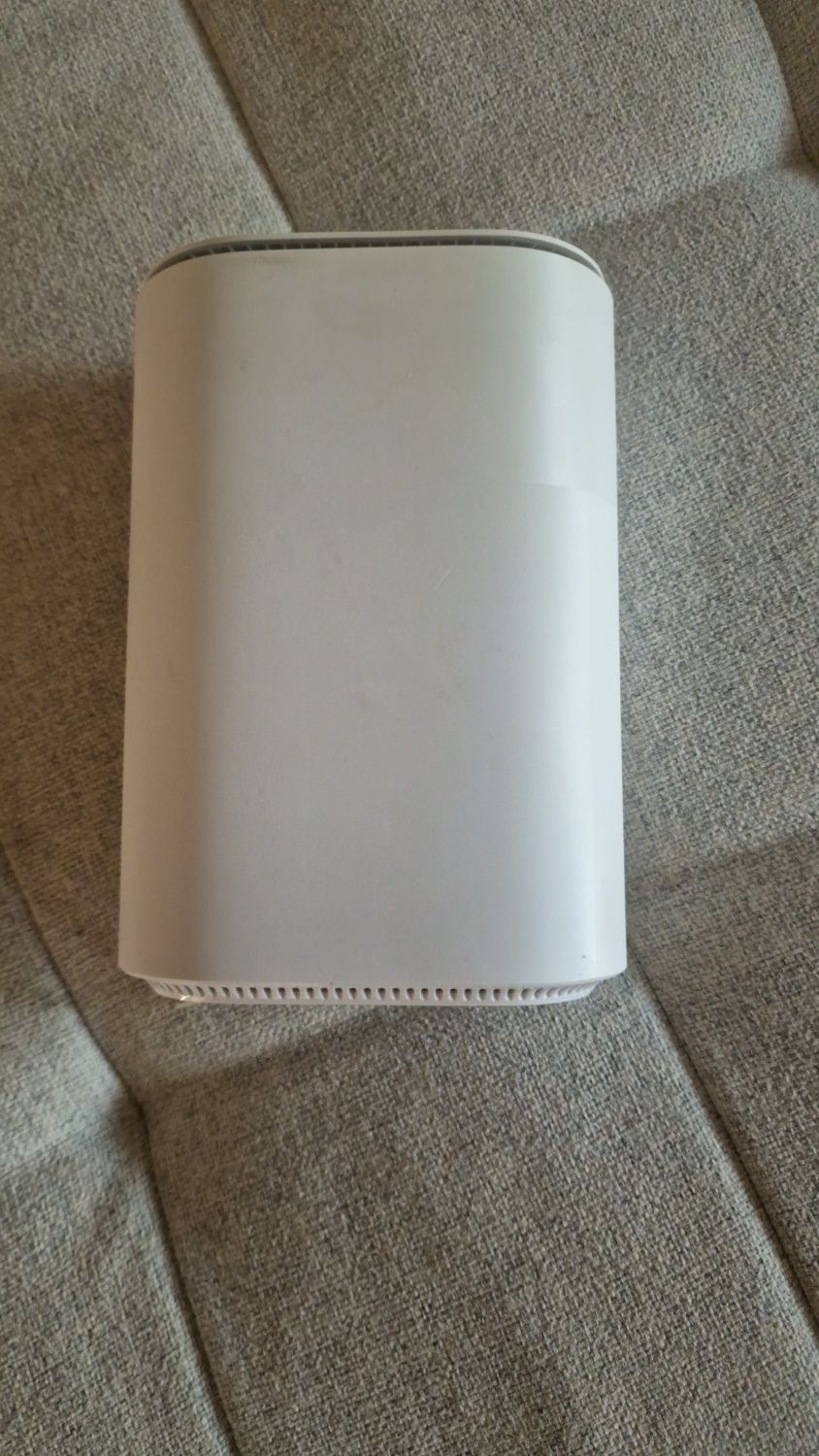Router Modem ZTE MC801A