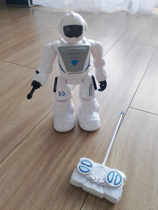 Robot na pilota chodzi
