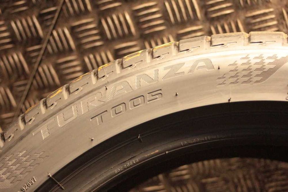245/45/19 Bridgestone Turanza T005 245/45 R19 jak nowa 2021r