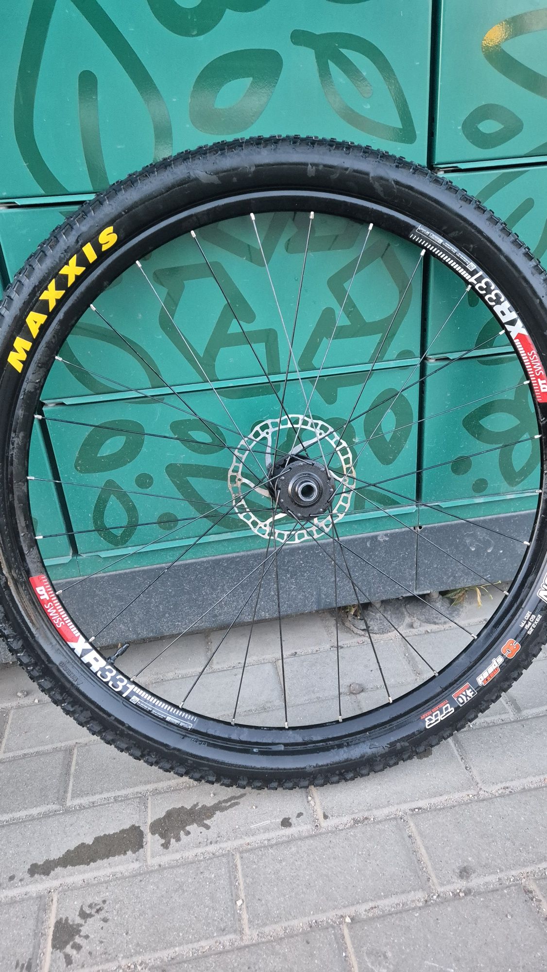 Koła aluminiowe MTB 29 całość DT Swiss nowe opony
