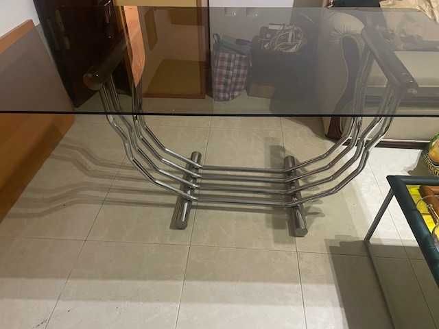 Mesa de Vidro em bom estado