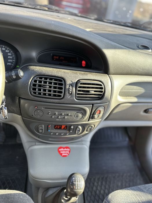 Renault SCENIC Megane 1.6 16v