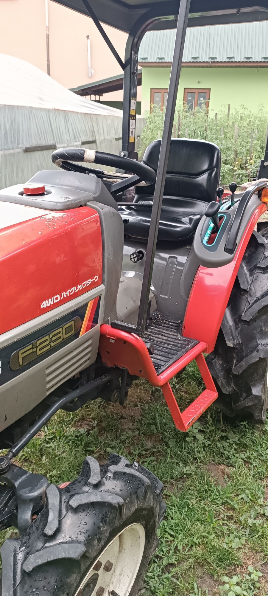 Трактор Yanmar fm230