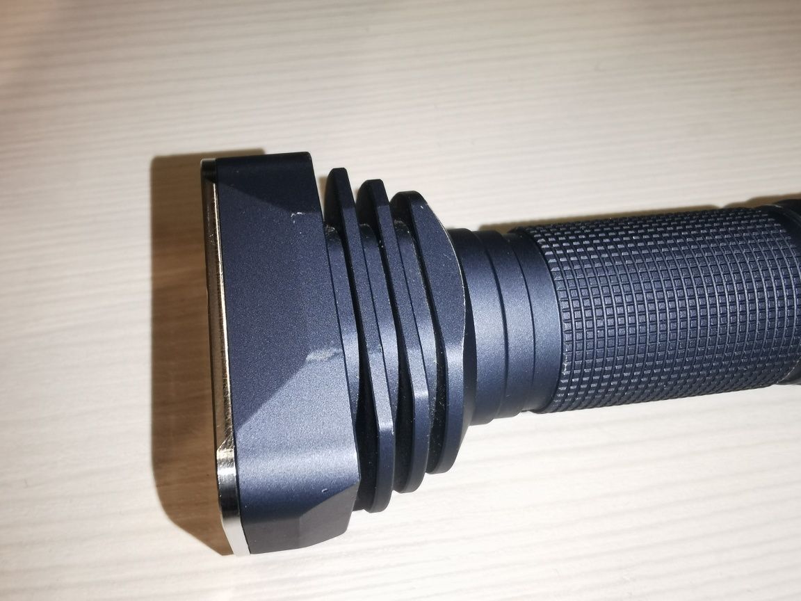 Emisar DT8 MOD LH351D 4000K