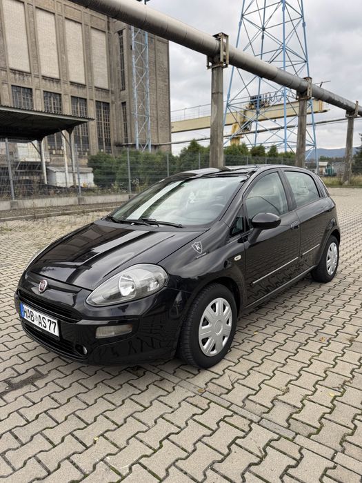 ŚWIETNY FIAT PUNTO 2011r 1.2 benz bez rdzy! Cały w oryginale!