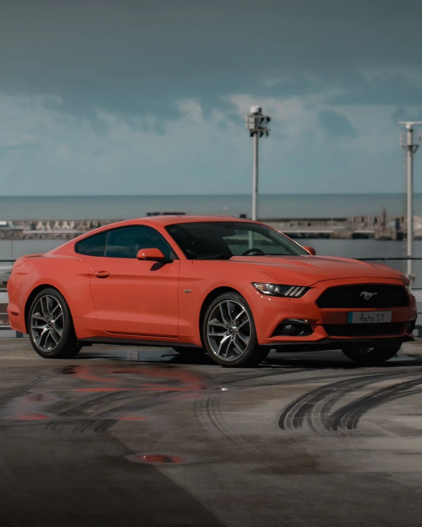 Ford Mustang 2.3 315cv orange competition