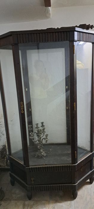 Vendo vitrine antiga