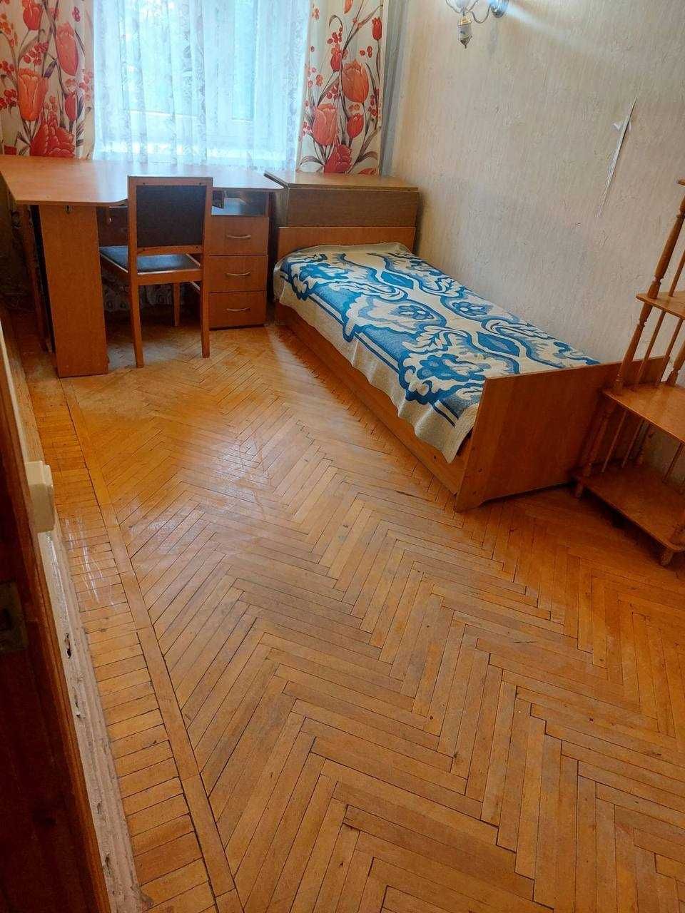 Сдам 2 комнатную квартиру на П.Поле, ул.23Августа,24А.