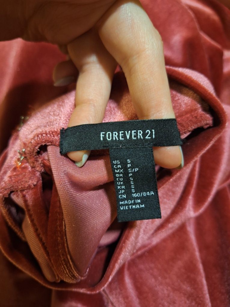 Плаття. Велюрова сукня Forever21 р. (S) СТАН НОВОЇ