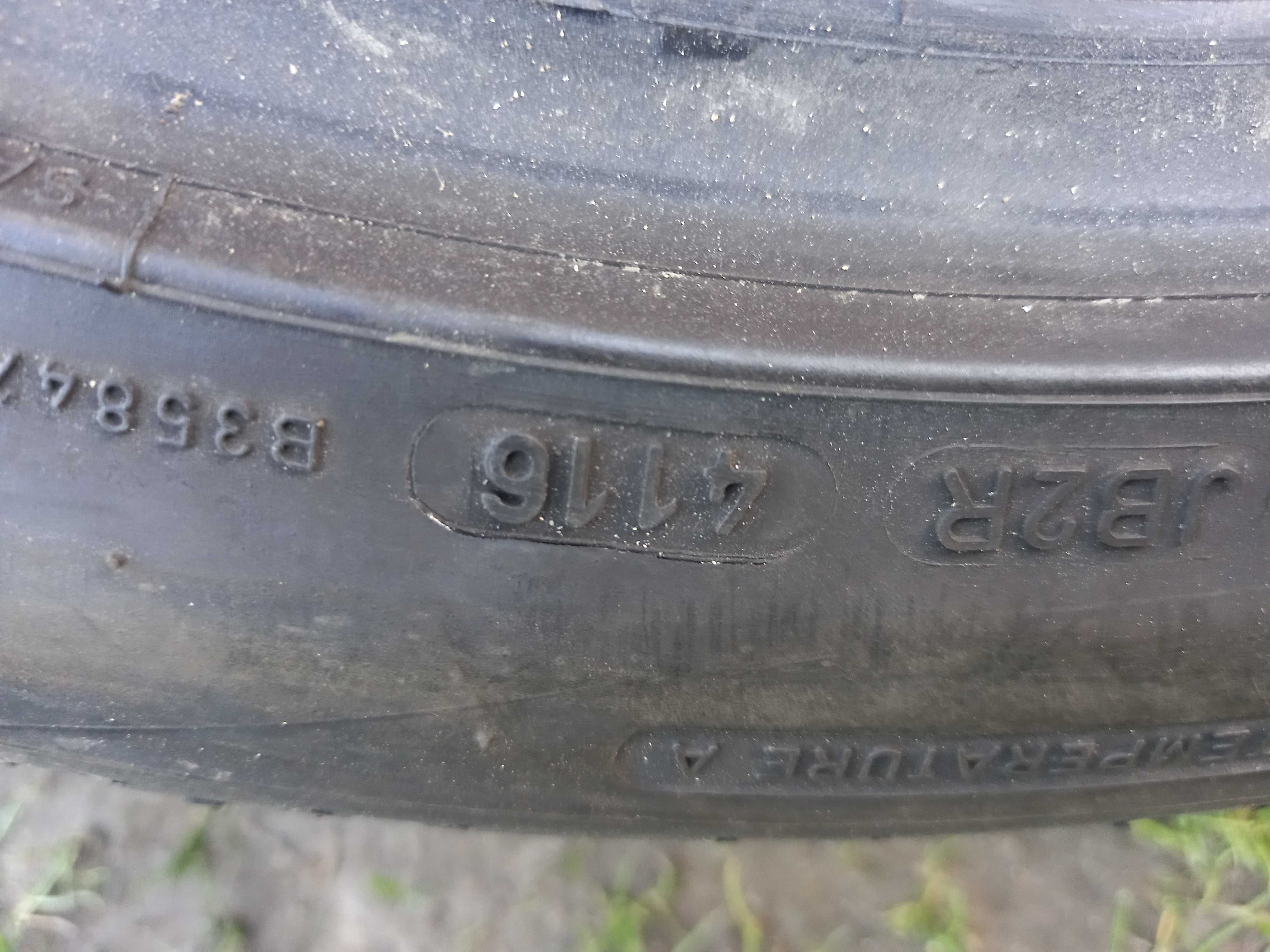 Колеса шини 225/45Р17  DUNLOP