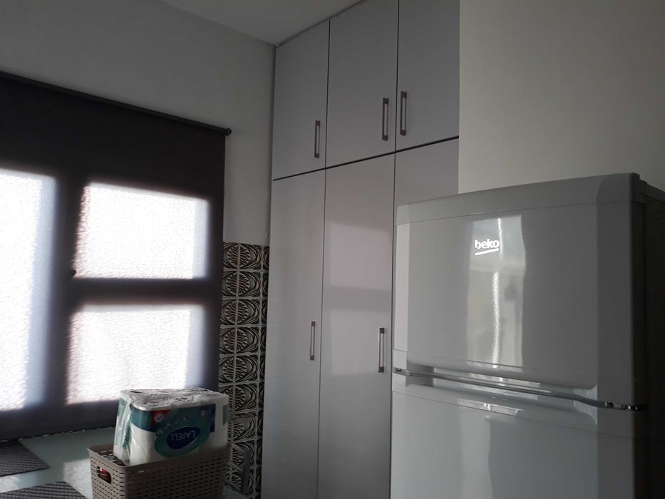 Aluga-se quarto a estudantes - Próximo do IPL