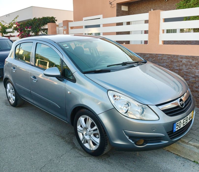Opel Corsa D 1.2 16v excelente estado geral
