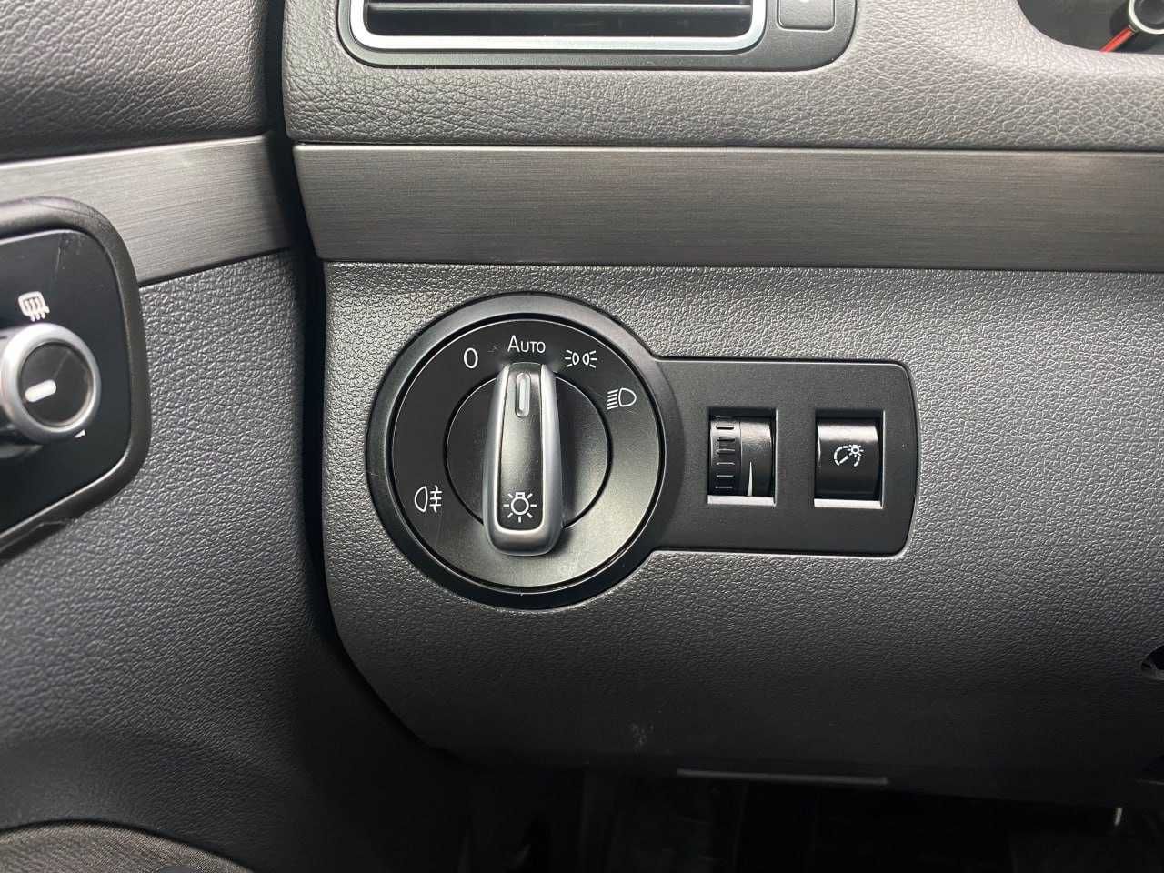 Продам Volkswagen Touran 2013. Можна в розстрочку, під викуп