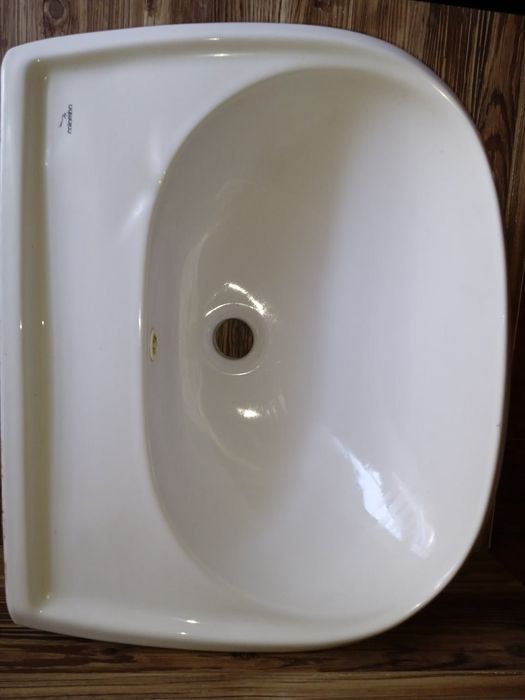 Умывальник Colombo