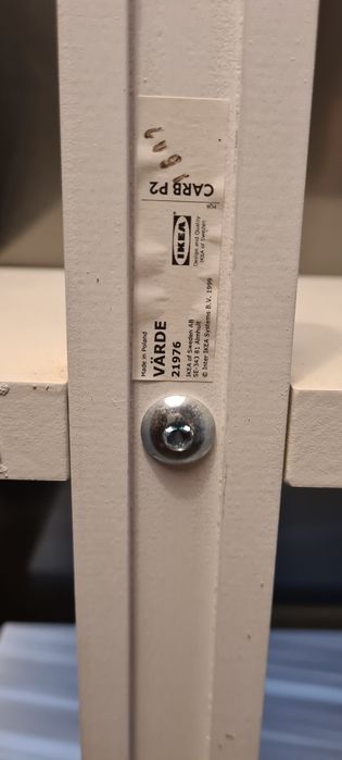 Ikea Varde, biały regał.