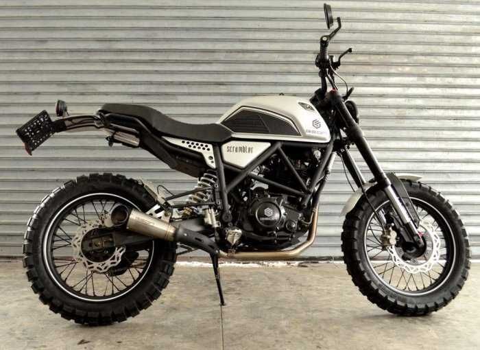 Мотоцикл GEON SCRAMBLER 250сс