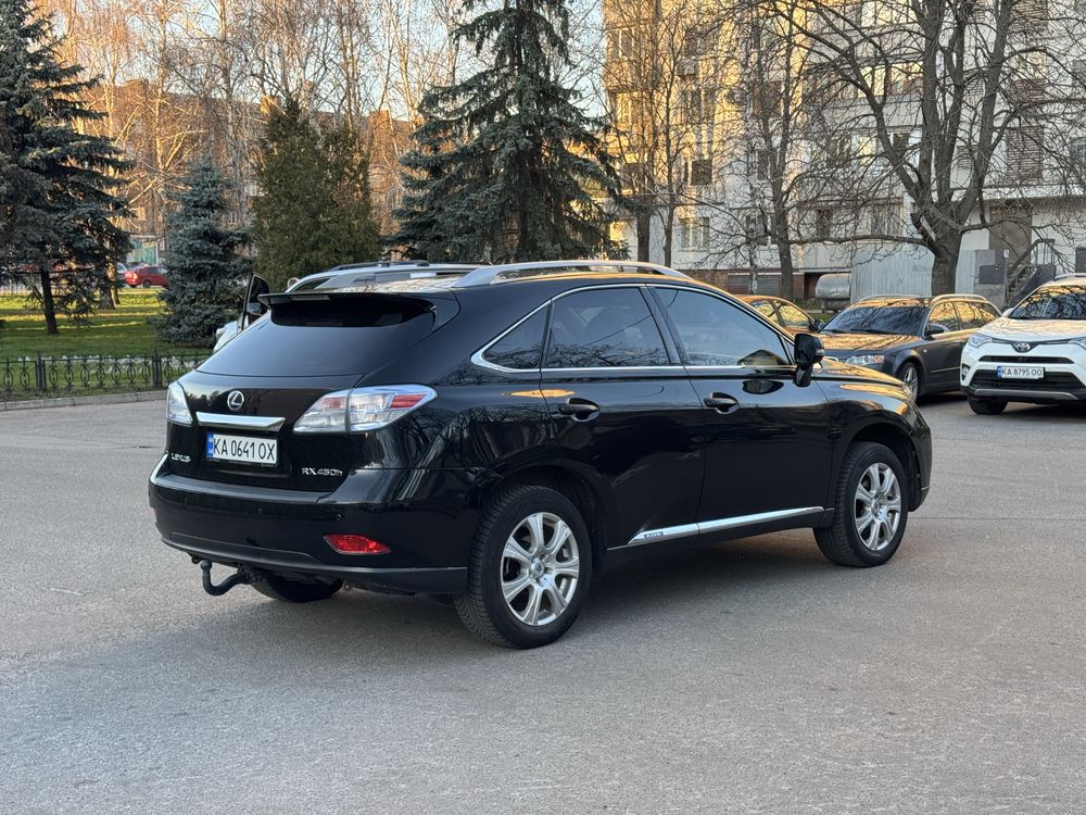 Продам lexus rx450h
