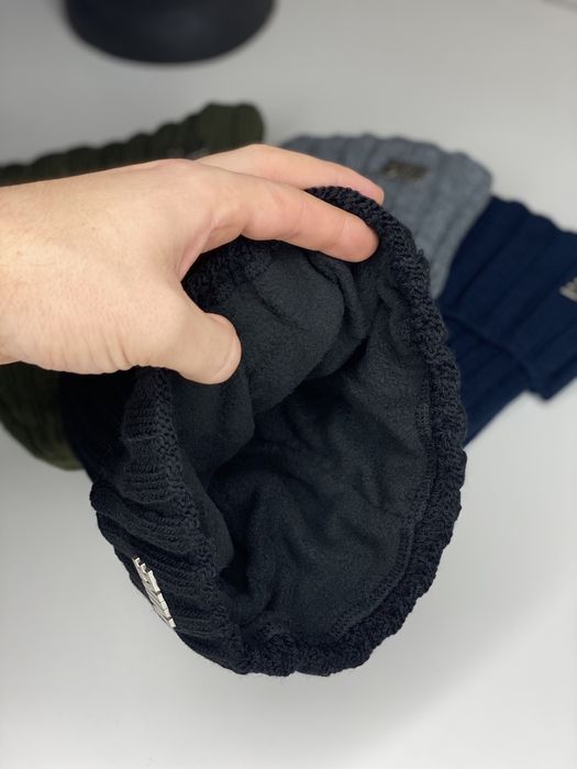 Мужская зимняя шапка Nike черная НА ФЛИСЕ плотная теплая с отворотом