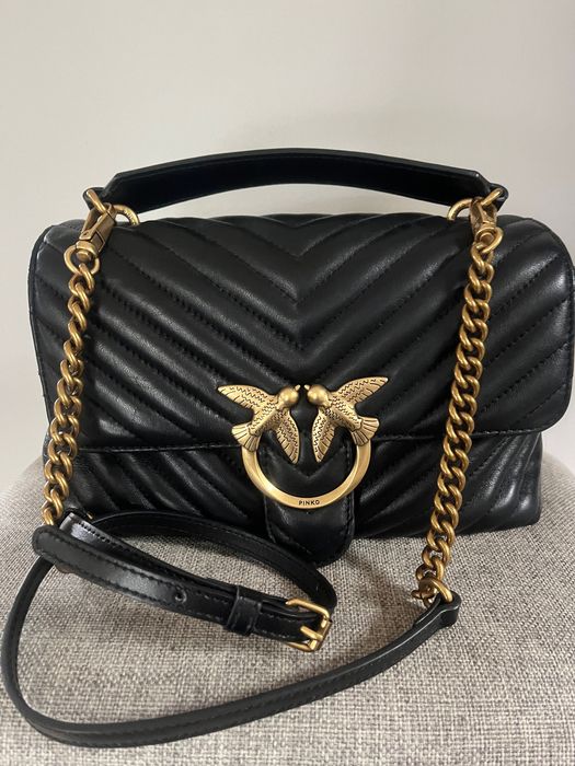 Torebka Pinko skórzana.