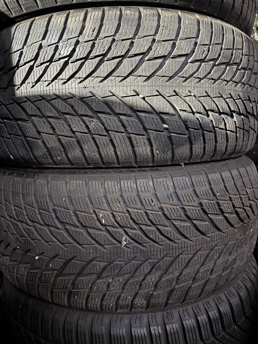 Шины б.у 225 45 R18 Nokian WR Snowproof P 95V 4 шт