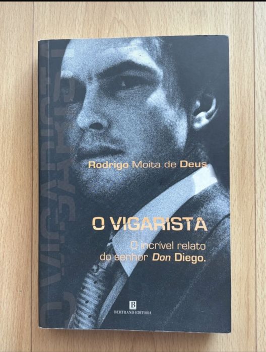Livro “O Vigarista” de Rodrigo Moita de Deus
