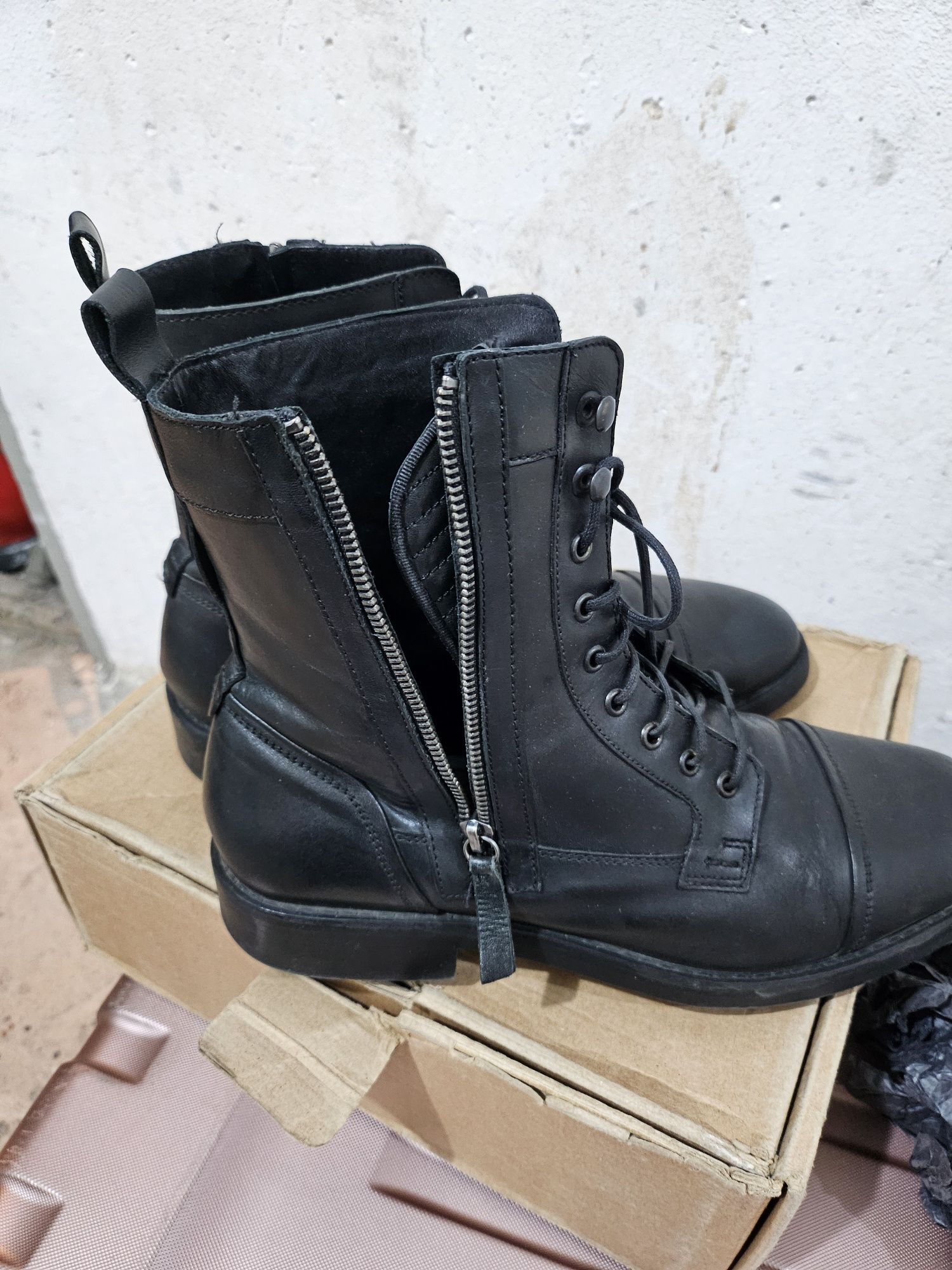 Botki meskie skórzane ZARA