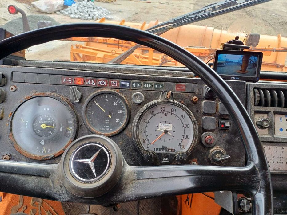Unimog - Mercedes Benz