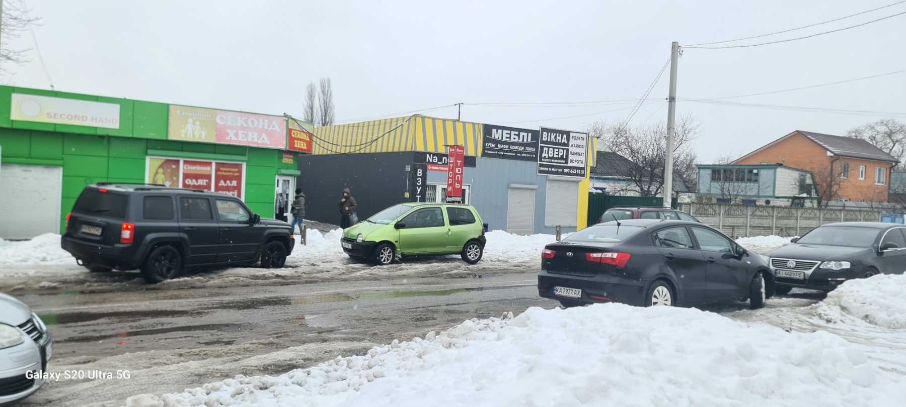 магазин в суперпрохідному місці