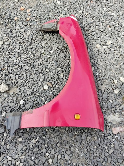 Błotnik przód lewy audi A4 b5 ly3h