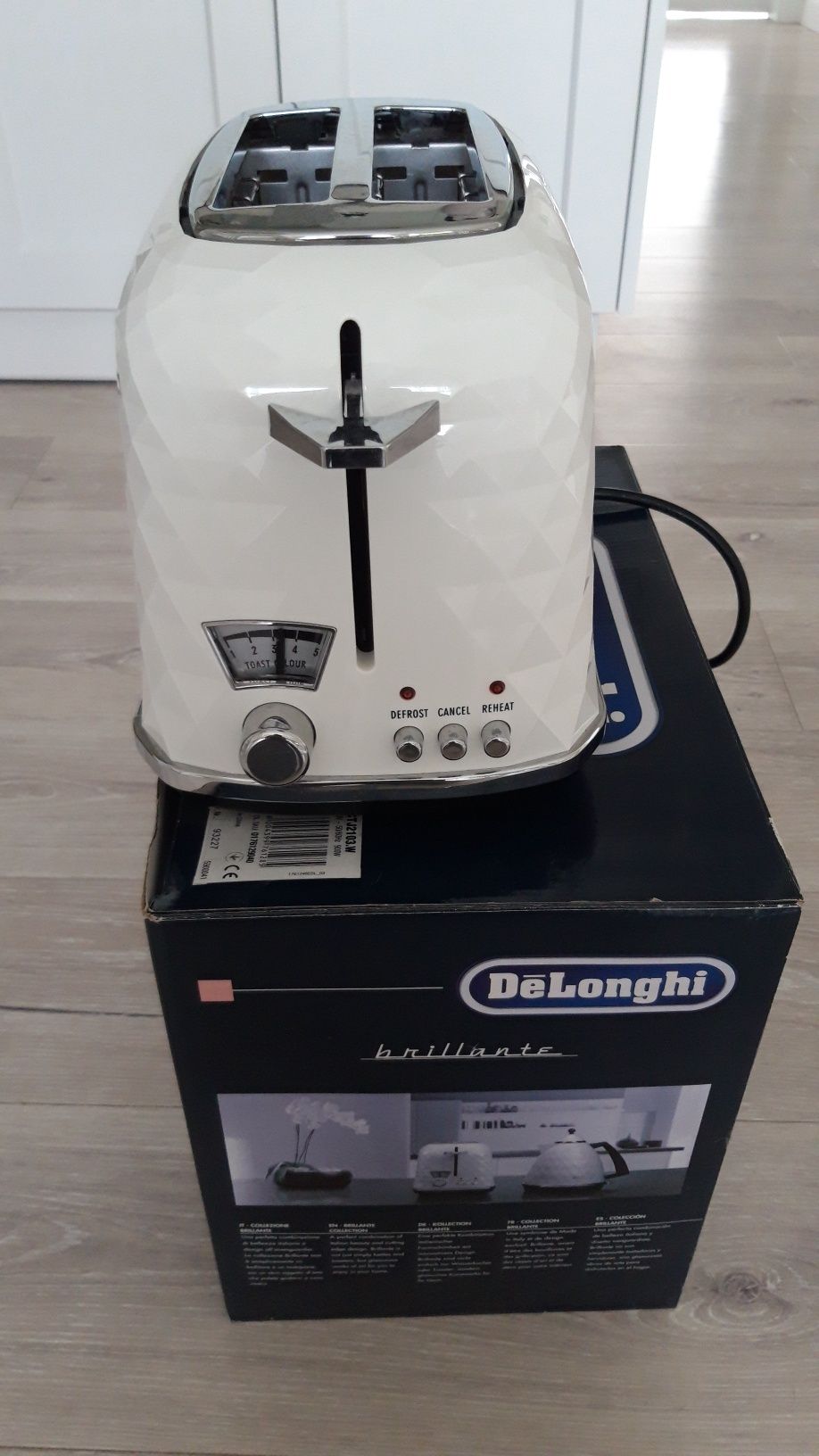 Toster, opiekacz DeLonghi Brillante