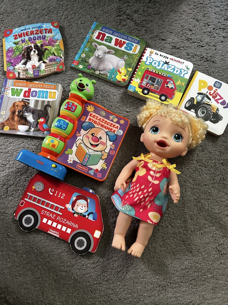 Lalka, książeczka interaktywna fisher price, książeczki papierowe