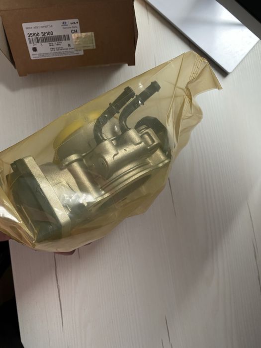 Дроссельная заслонка в сборе 351003E100 Hyundai/Kia