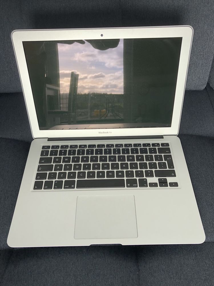 Macbook AIR 1466 13,3”