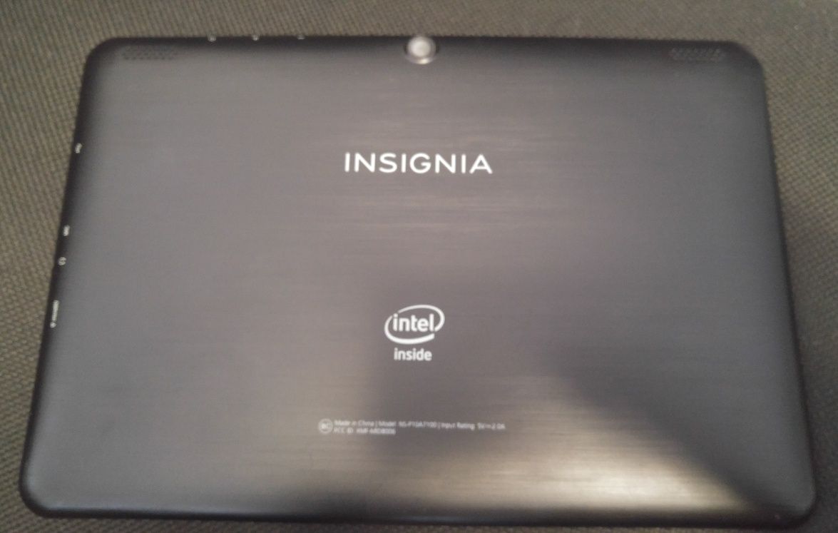 Планшет Insignia flex a7100 10.1",intel atom, 1/32gb, android 6, чорни