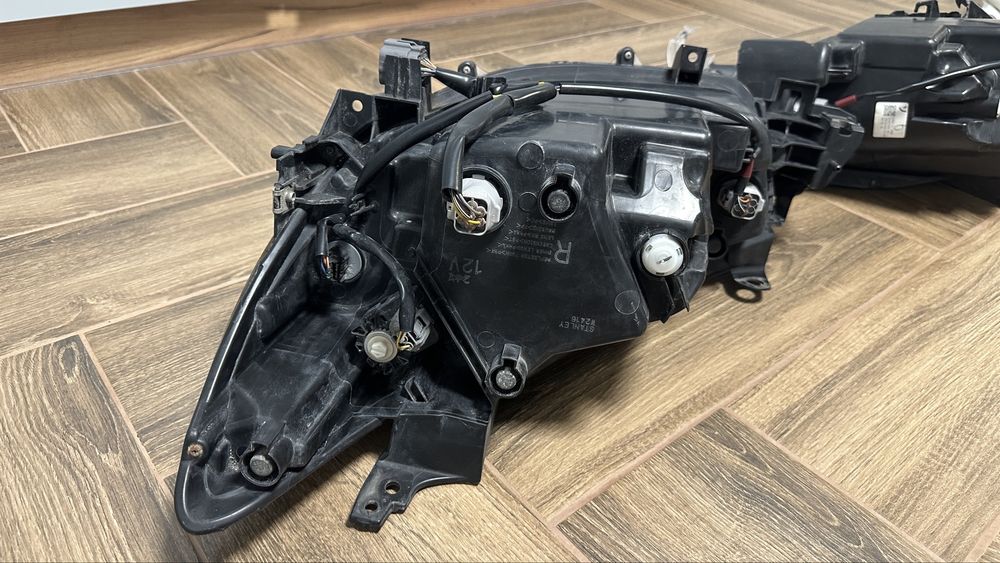 Передні фари Full LED Mazda CX-5 США/USA KA0G51030D, KA0G51040C