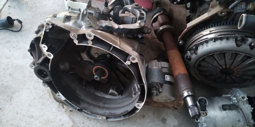 ford focus transit curier c-max silnik 1.0 skrzynia rozrusznik pompa