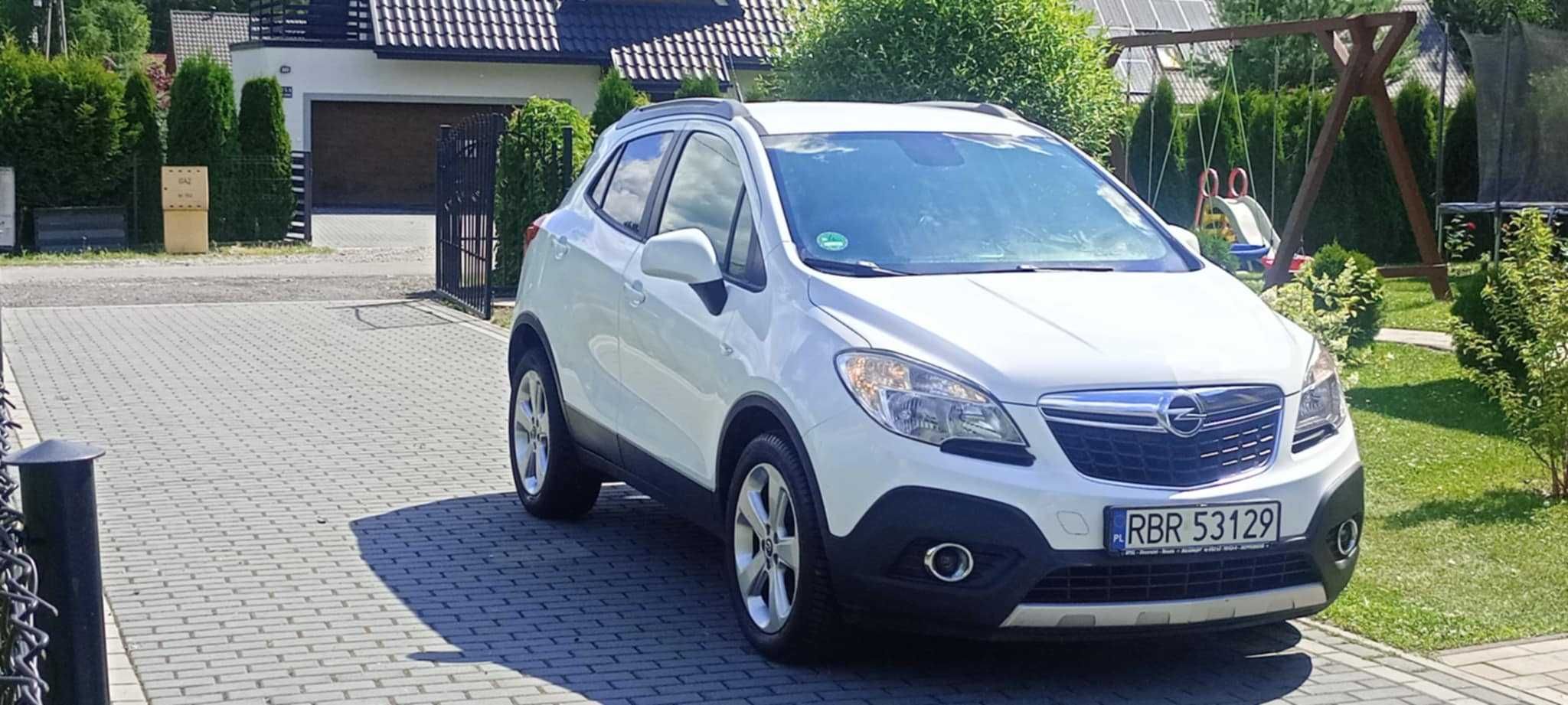 Opel Mokka 1.6 Benz zwykły biała alu 18 śliczna pełen serwis z Niemiec